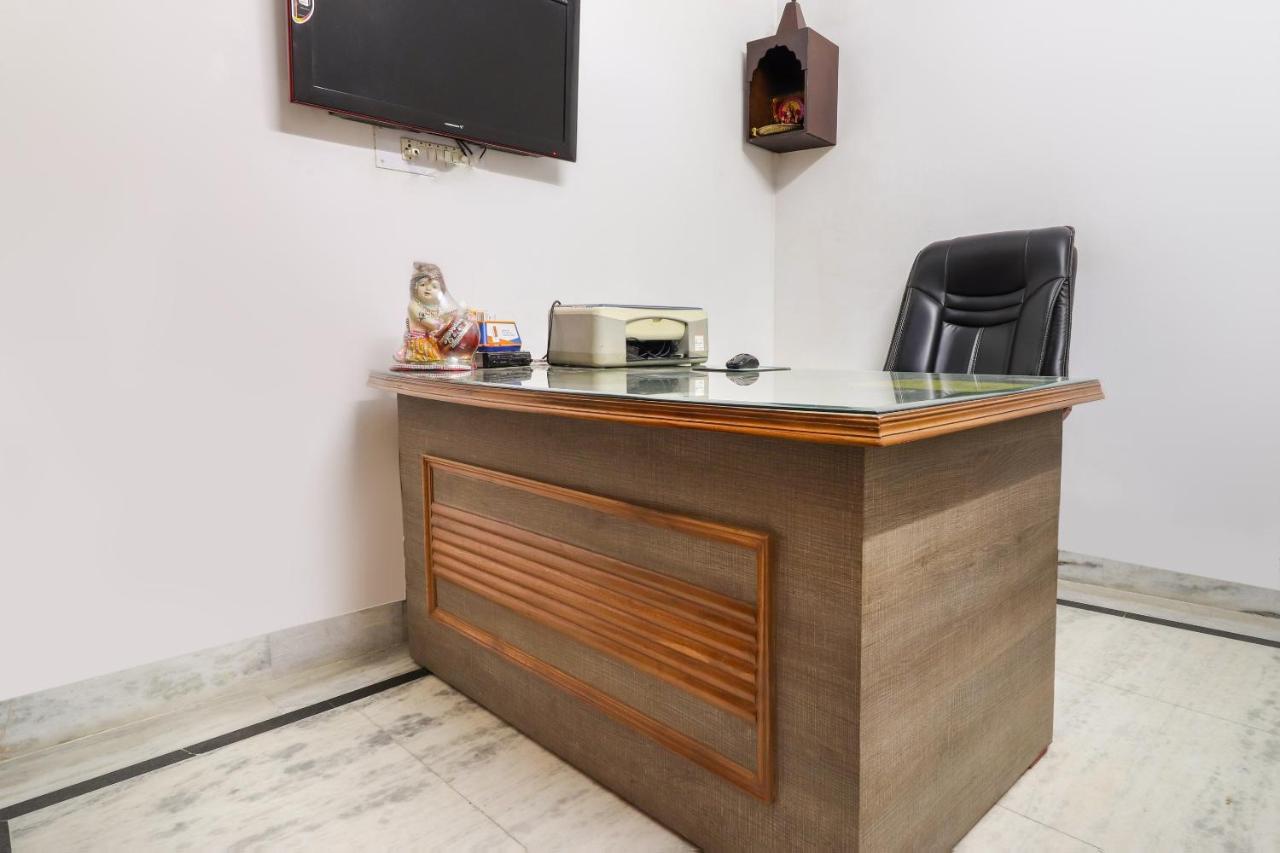 فندق لاكناوفي  Spot On 70311 Rangoli Palace المظهر الخارجي الصورة